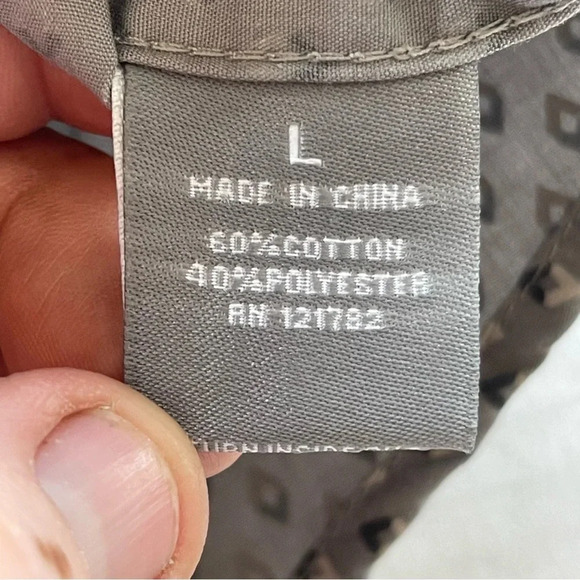 M.O. Seven Casual Button Down Diamond Pattern Print Grey Shirt Men size Large - Picture 8 of 11